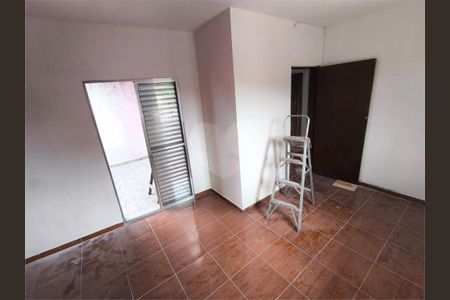 Casa à venda com 3 quartos, 300m² em Jardim Umarizal, São Paulo