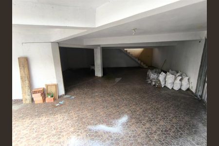 Casa à venda com 3 quartos, 300m² em Jardim Umarizal, São Paulo