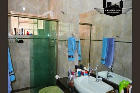 Casa à venda com 3 quartos, 100m² em Jardim Nossa Senhora do Carmo, São Paulo