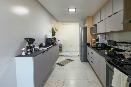 Apartamento para alugar com 93m², 2 quartos e 2 vagasCozinha 