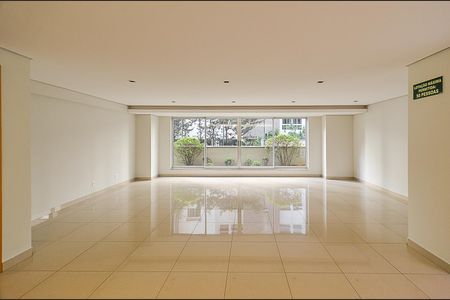 Apartamento à venda com 141m², 3 quartos e 2 vagas Apartamento à venda com 141m², 3 quartos e 2 vagasÁrea comum - Salão de festas