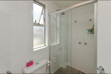 Apartamento à venda com 141m², 3 quartos e 2 vagas Apartamento à venda com 141m², 3 quartos e 2 vagasBanheiro Social
