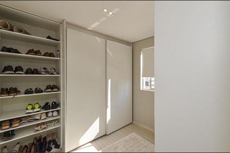 Apartamento à venda com 141m², 3 quartos e 2 vagas Apartamento à venda com 141m², 3 quartos e 2 vagasQuarto 2