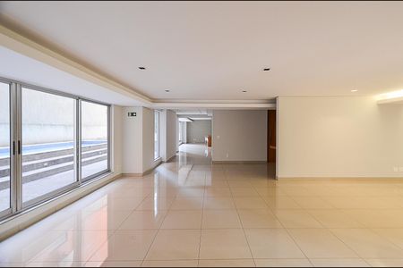 Apartamento à venda com 141m², 3 quartos e 2 vagas Apartamento à venda com 141m², 3 quartos e 2 vagasÁrea comum - Salão de festas