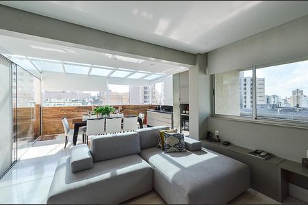 Apartamento à venda com 141m², 3 quartos e 2 vagas Apartamento à venda com 141m², 3 quartos e 2 vagasSala Ambientes Cobertura