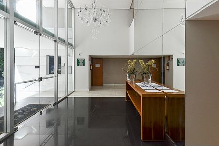Apartamento à venda com 141m², 3 quartos e 2 vagas Apartamento à venda com 141m², 3 quartos e 2 vagasHall de entrada