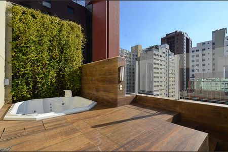 Apartamento à venda com 141m², 3 quartos e 2 vagas Apartamento à venda com 141m², 3 quartos e 2 vagasÁrea Cobertura