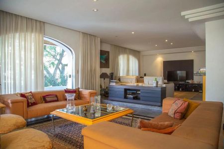 Apartamento à venda com 300m², 4 quartos e 4 vagas