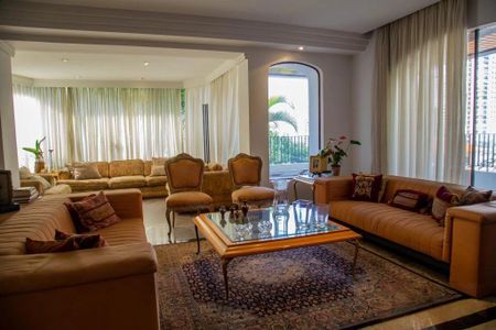 Apartamento à venda com 300m², 4 quartos e 4 vagas