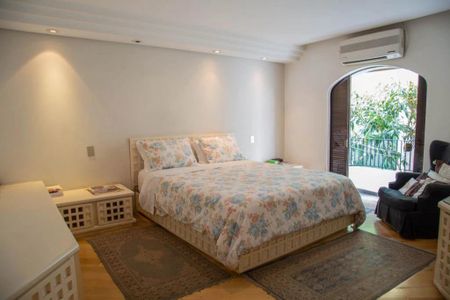 Apartamento à venda com 300m², 4 quartos e 4 vagas