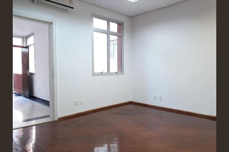 Casa à venda com 3 quartos, 494m² em Jardim Paulista, São Paulo