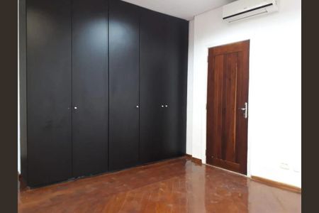 Casa à venda com 3 quartos, 494m² em Jardim Paulista, São Paulo