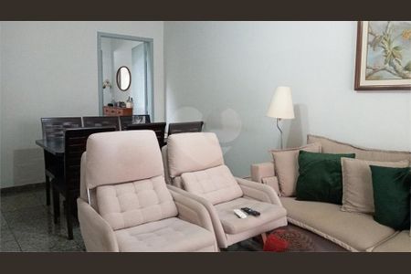 Casa à venda com 3 quartos, 187m² em Jardim Umarizal, São Paulo