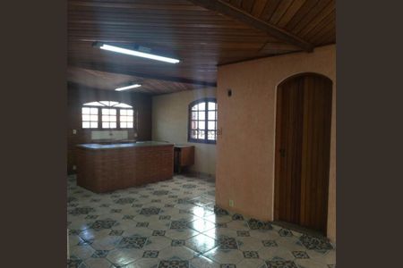 Casa à venda com 266m², 3 quartos e 2 vagas