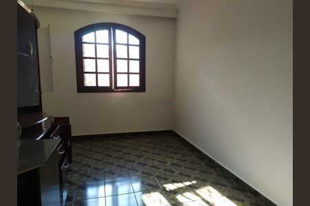 Casa à venda com 266m², 3 quartos e 2 vagas