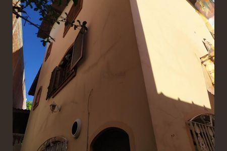 Casa à venda com 266m², 3 quartos e 2 vagas