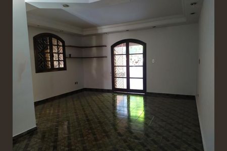 Casa à venda com 266m², 3 quartos e 2 vagas