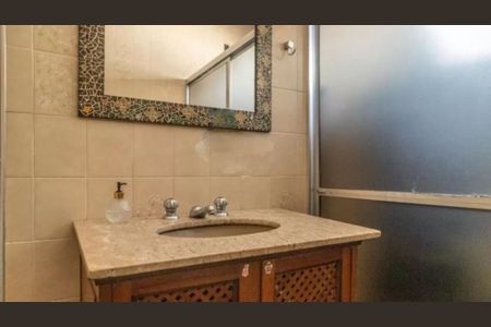 Casa à venda com 3 quartos, 176m² em Cidade Líder, São Paulo