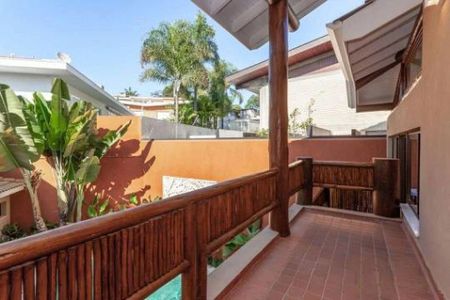 Casa à venda com 626m², 4 quartos e 5 vagas