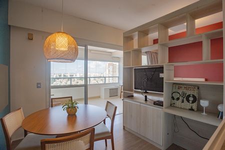 Sala de apartamento à venda com 1 quarto, 42m² em Vila Dom Pedro I, São Paulo