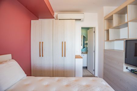 Quarto de apartamento à venda com 1 quarto, 42m² em Vila Dom Pedro I, São Paulo