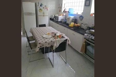 Casa à venda com 4 quartos, 550m² em Perdizes, São Paulo