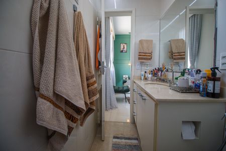 Apartamento à venda com 110m², 3 quartos e 2 vagasBanheiro Suite