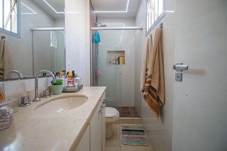 Apartamento à venda com 110m², 3 quartos e 2 vagasBanheiro Suite