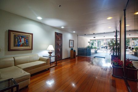 Apartamento à venda com 110m², 3 quartos e 2 vagasHall