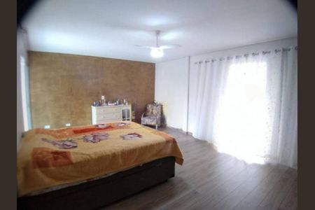 Casa à venda com 4 quartos, 306m² em Cidade Líder, São Paulo