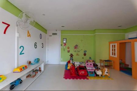 Apartamento à venda com 2 quartos, 70m² em Água Branca, São Paulo