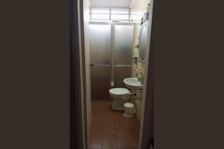 Casa à venda com 384m², 3 quartos e 4 vagas Casa à venda com 384m², 3 quartos e 4 vagasBanheiro