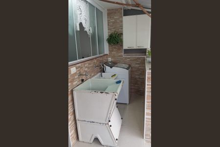Casa à venda com 384m², 3 quartos e 4 vagas Casa à venda com 384m², 3 quartos e 4 vagasÁrea de Serviço