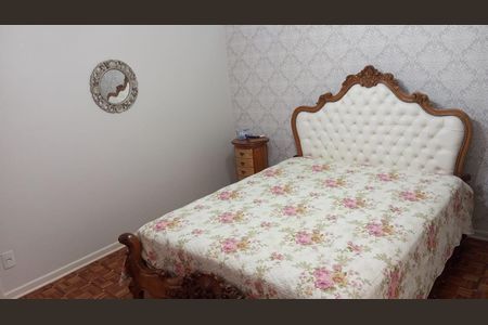 Casa à venda com 384m², 3 quartos e 4 vagas Casa à venda com 384m², 3 quartos e 4 vagasQuarto