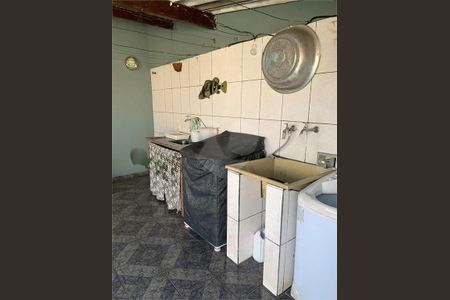 Casa à venda com 3 quartos, 200m² em Jardim Santa Maria, São Paulo