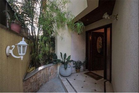Casa para alugar com 4 quartos, 349m² em Jardim Virginia Bianca, São Paulo