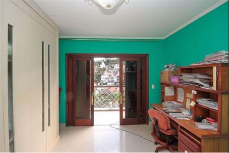 Casa para alugar com 4 quartos, 349m² em Jardim Virginia Bianca, São Paulo