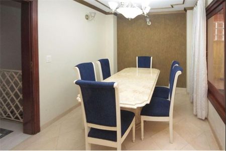 Casa para alugar com 4 quartos, 349m² em Jardim Virginia Bianca, São Paulo
