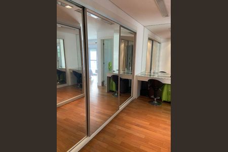 Apartamento para alugar com 3 quartos, 202m² em Alphaville Empresarial, Santana de Parnaíba