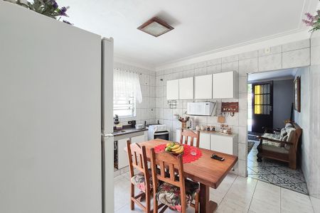 Casa à venda com 250m², 3 quartos e 2 vagasCozinha