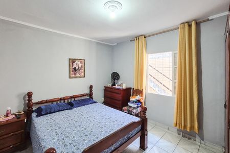Casa à venda com 250m², 3 quartos e 2 vagasQuarto 2