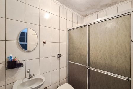 Casa à venda com 250m², 3 quartos e 2 vagasBanheiro de serviço