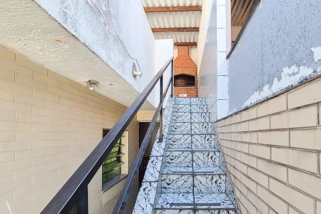 Casa à venda com 250m², 3 quartos e 2 vagascorredor