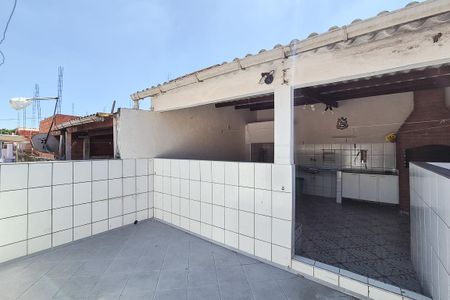 Casa à venda com 250m², 3 quartos e 2 vagasQuintal