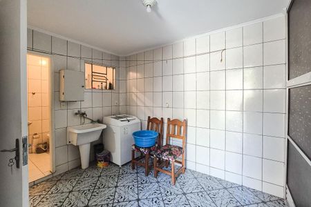 Casa à venda com 250m², 3 quartos e 2 vagasÁrea de Serviço