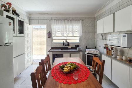 Casa à venda com 250m², 3 quartos e 2 vagasCozinha