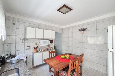 Casa à venda com 250m², 3 quartos e 2 vagasCozinha