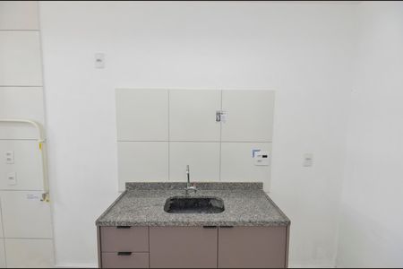 Apartamento para alugar com 43m², 2 quartos e sem vaga Apartamento para alugar com 43m², 2 quartos e sem vagaBanheiro