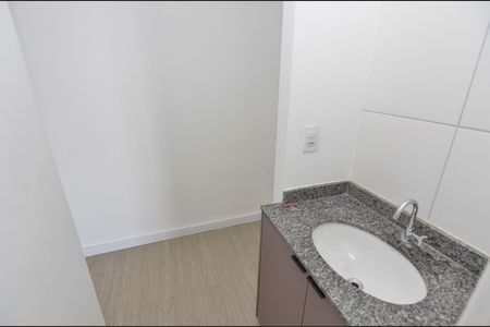 Apartamento para alugar com 43m², 2 quartos e sem vaga Apartamento para alugar com 43m², 2 quartos e sem vagaBanheiro