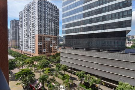 Sala de apartamento para alugar com 2 quartos, 43m² em Santo Cristo, Rio de Janeiro